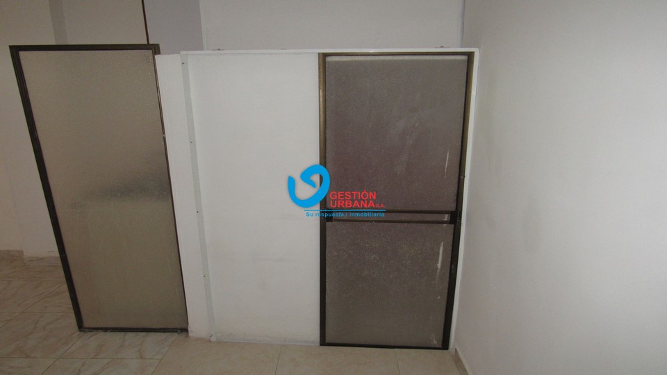 3559F9.jpg