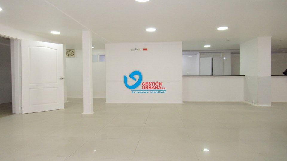3877F11.jpg