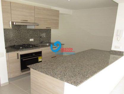 CAÑAVERAL-APARTAMENTO-Código 3956