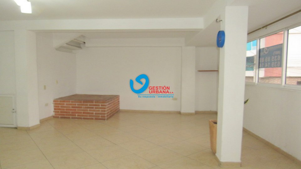 4022F11.jpg