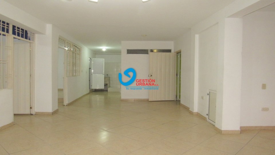 4022F9.jpg