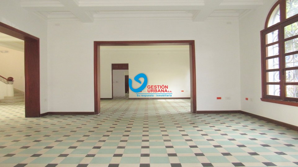 4108F24.jpg