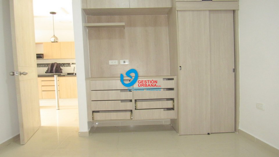 4126F13.jpg