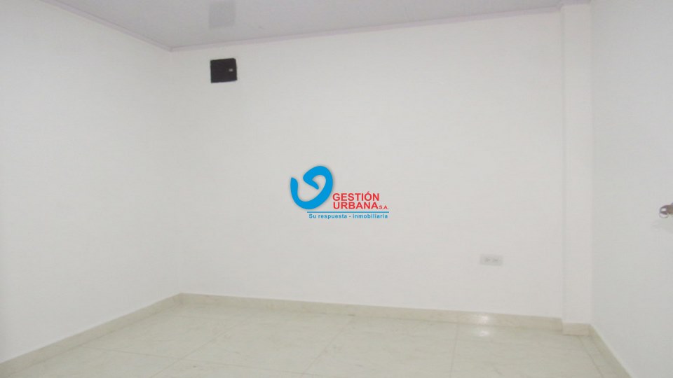 3498F11.jpg