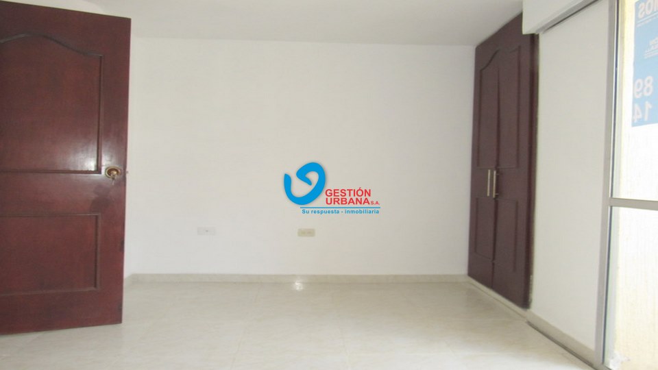802F9.jpg