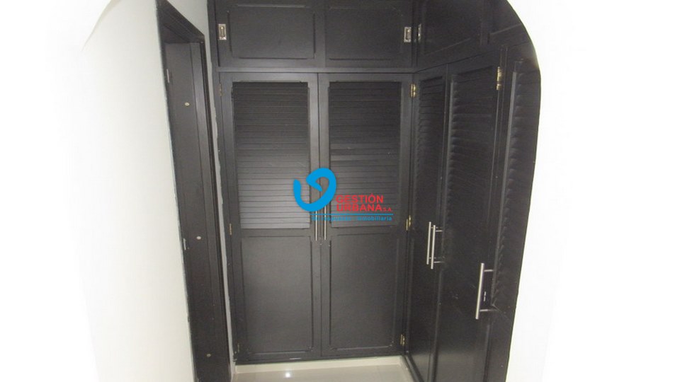 1249F17.jpg