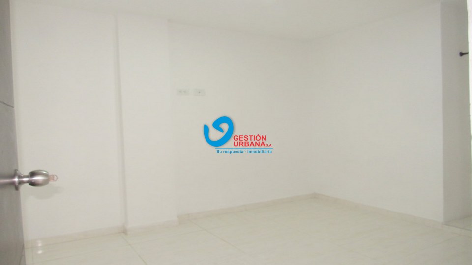 3522F9.jpg