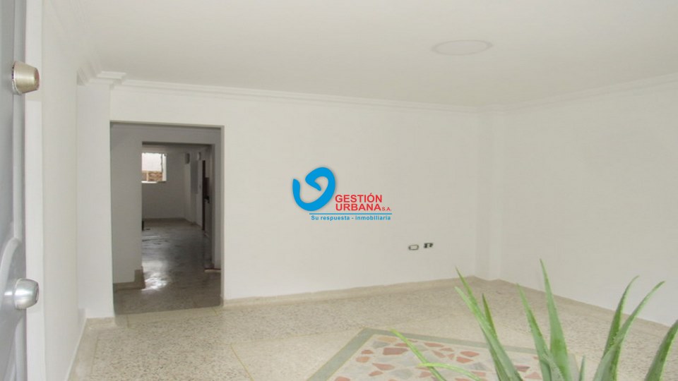 4129F19.jpg