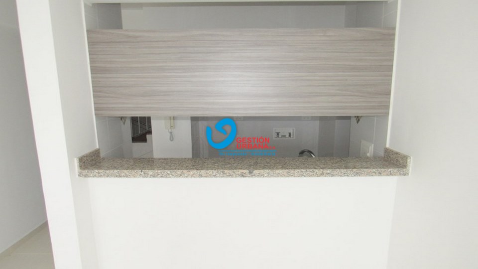 4162F11.jpg