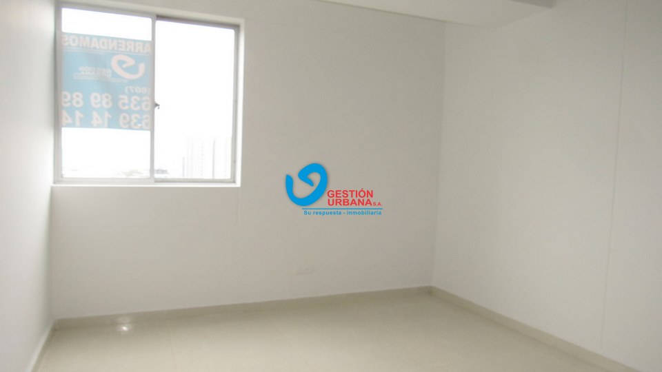 4162F8.jpg