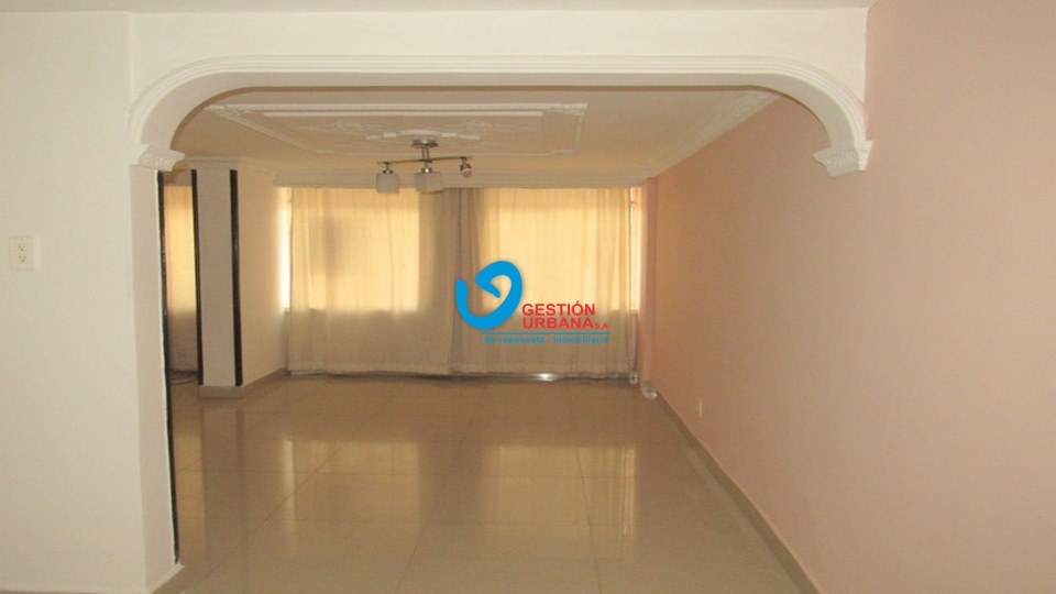 4173F27.jpg