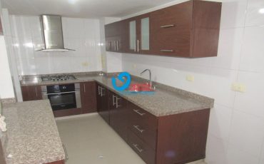 VERSALLES-APARTAMENTO-Código 2608
