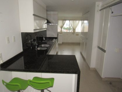 SOTOMAYOR-APARTAMENTO-Código 3921