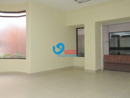 CENTRO-LOCAL-Código 1027