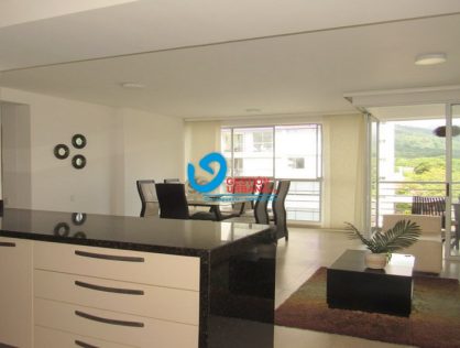 CONDOMINIO ABADIAS-APARTAMENTO-Código 4234