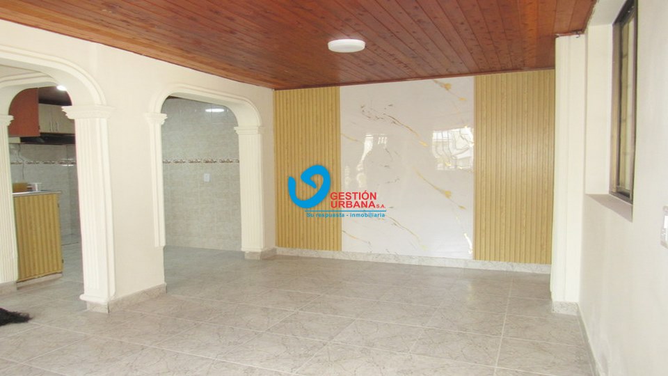1213F11.jpg