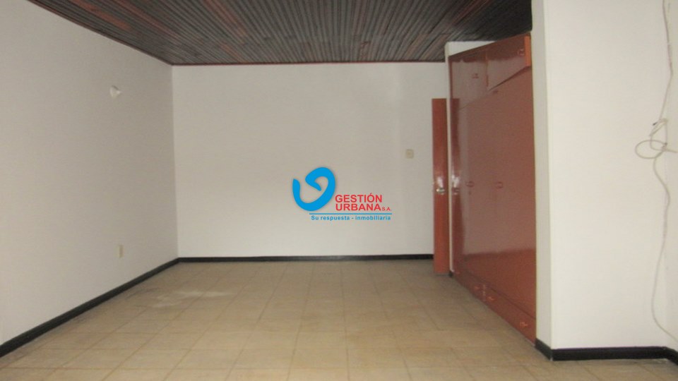 4049F14.jpg