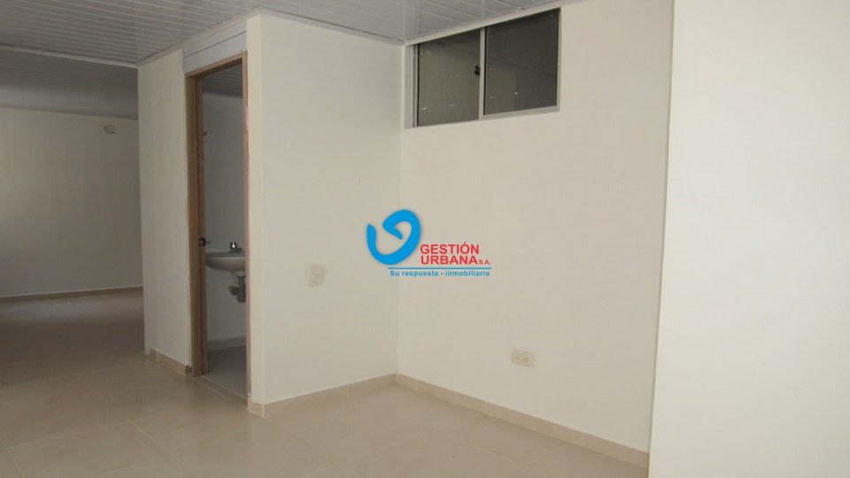 4235F10.jpg