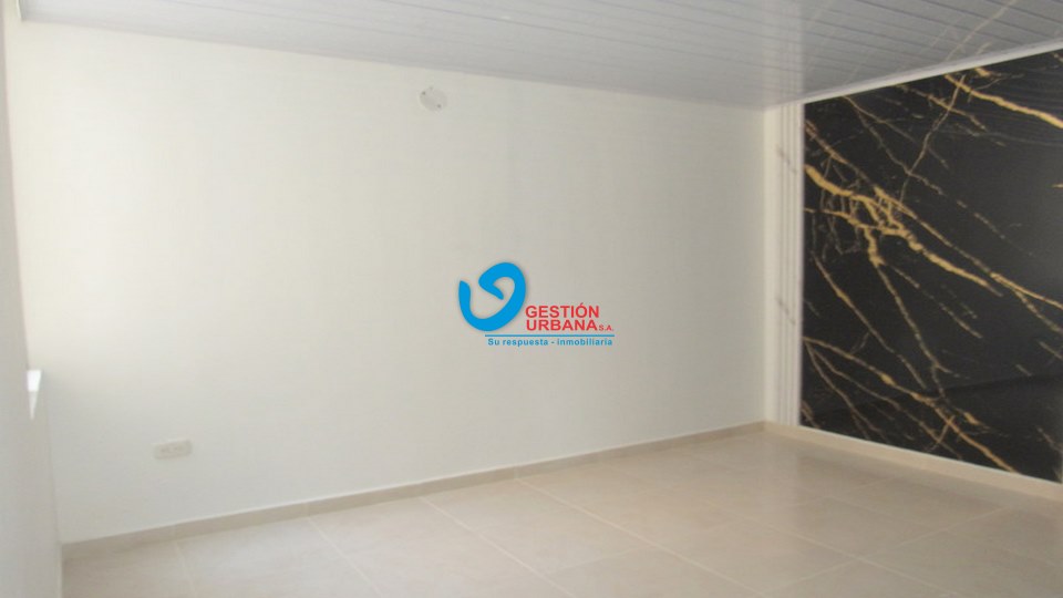 4235F13.jpg
