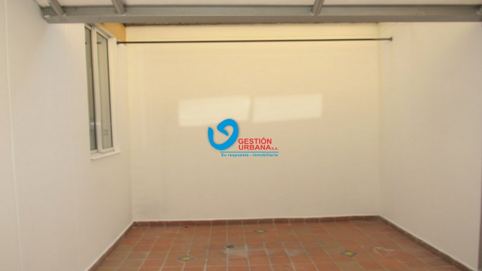 1448F22.jpg