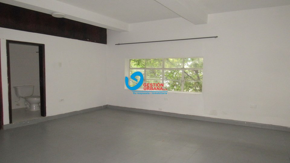 1711F11.jpg
