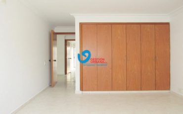 EL PRADO-APARTAMENTO-Código 4017