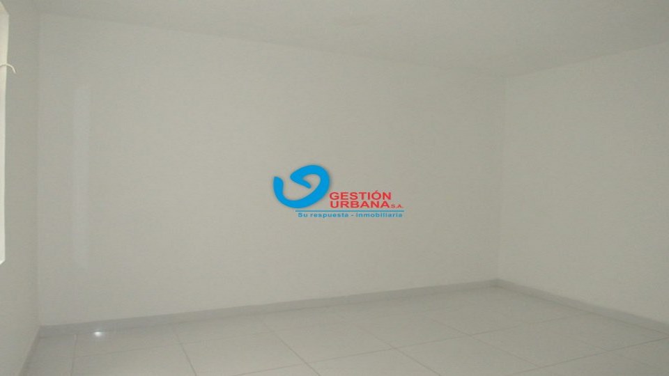 4113F14.jpg