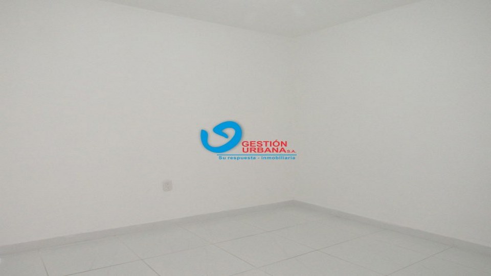 4113F16.jpg