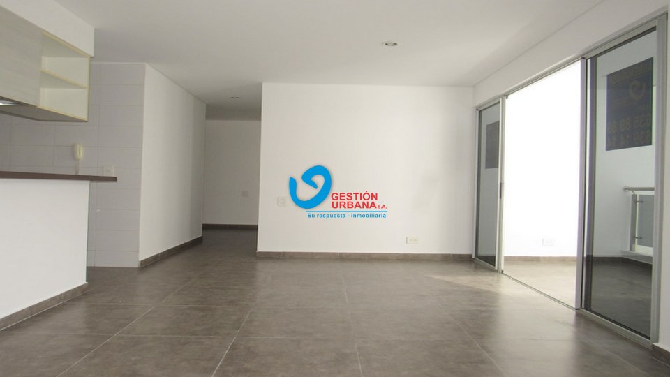 4241F10.jpg