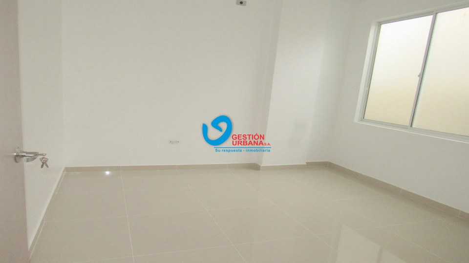 4251F8.jpg
