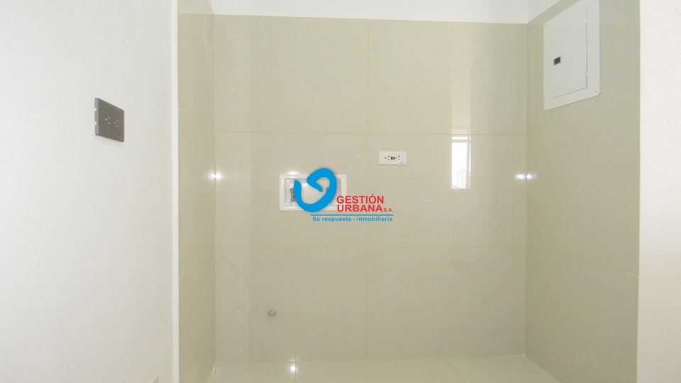 639F2.jpg