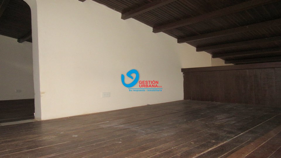 1538F11.jpg