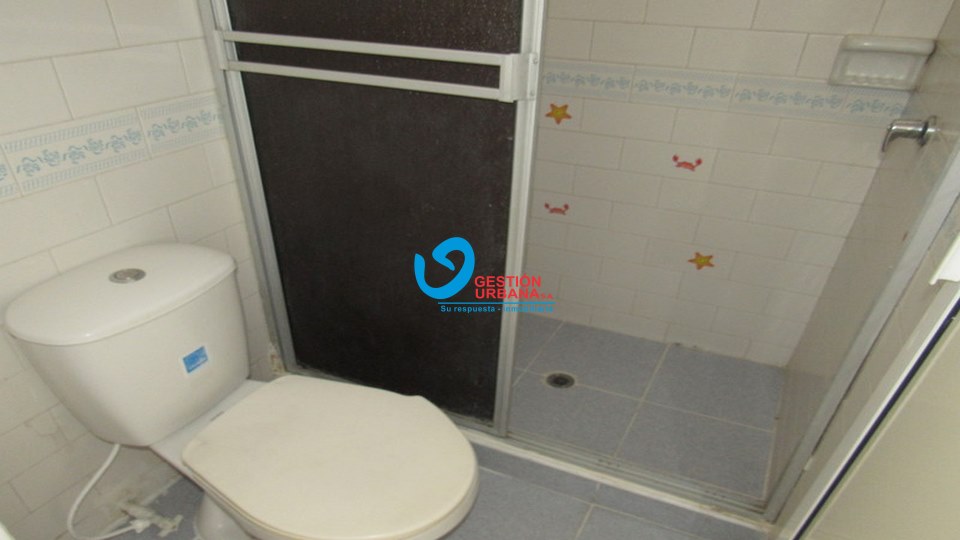 2258F10.jpg