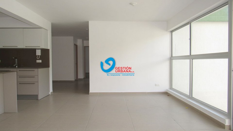 4035F13.jpg