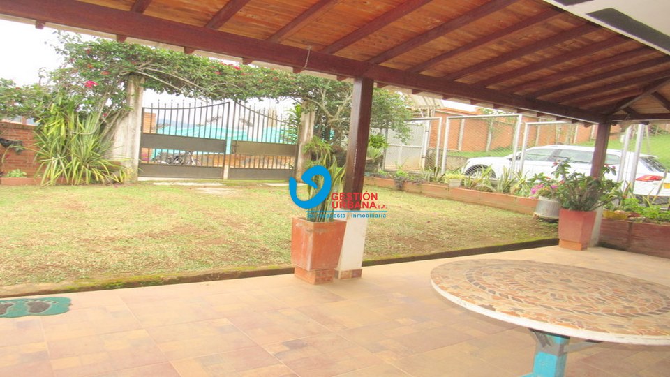 4048F20.jpg