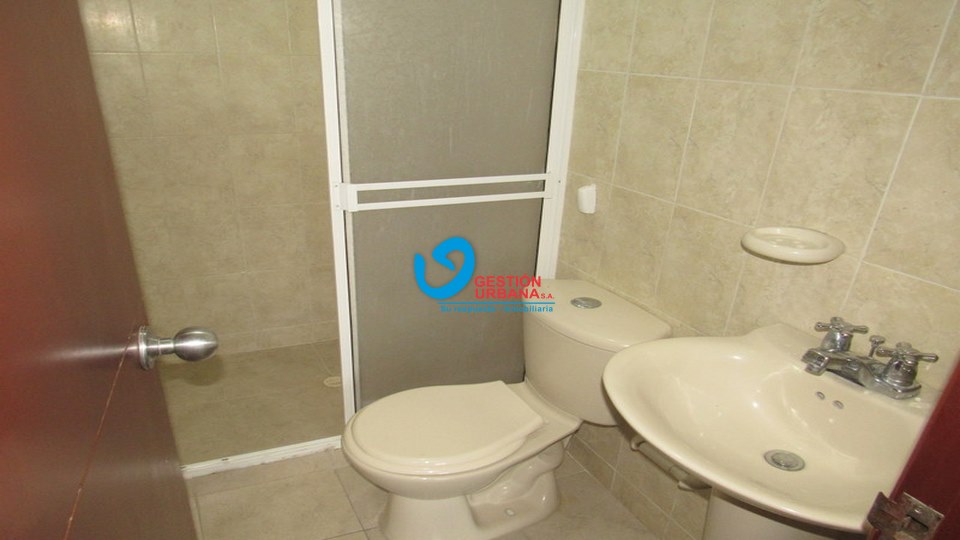 4264F14.jpg