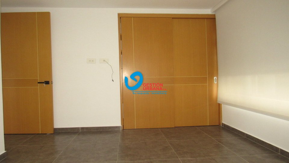 4265F20.jpg
