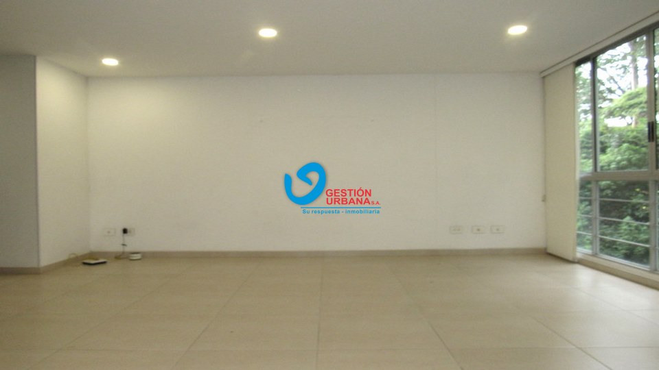 4270F6.jpg