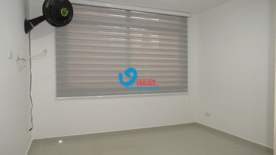 4272F4.jpg