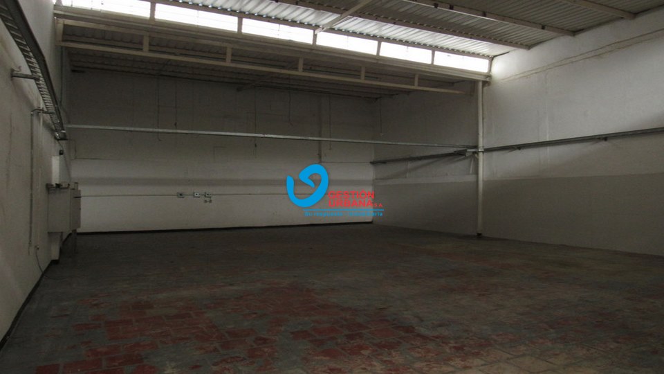 4055F4.jpg
