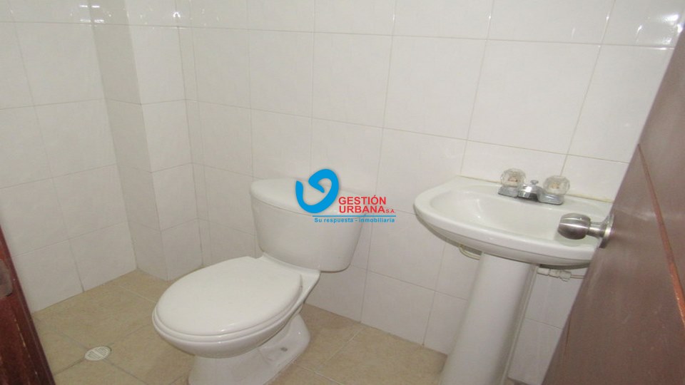 4279F15.jpg