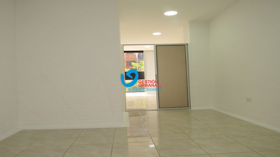 4281F4.jpg